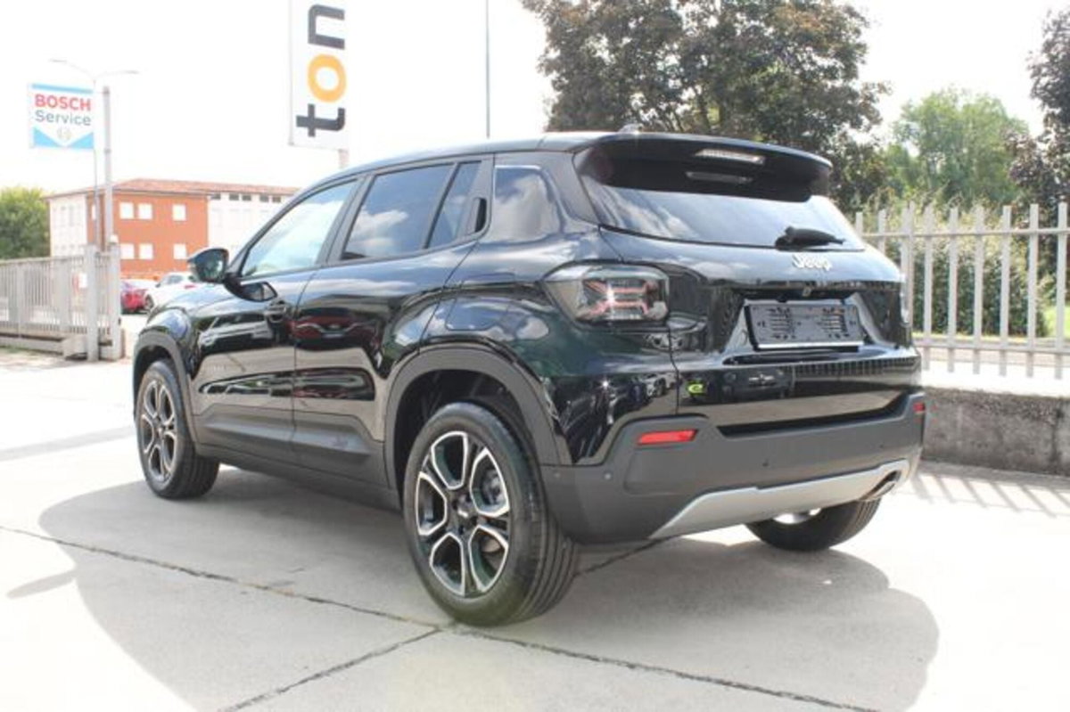Jeep Avenger 1.2 turbo Summit fwd 100cv (4)