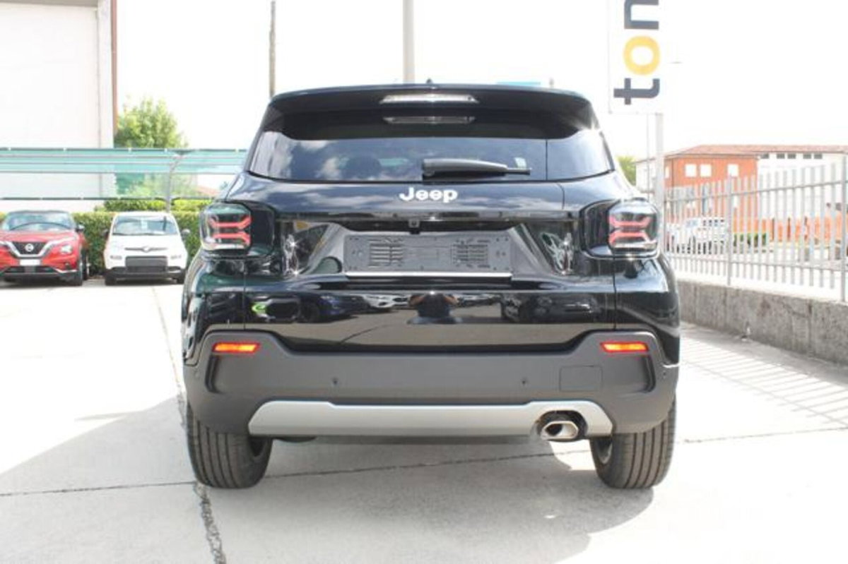 Jeep Avenger 1.2 turbo Summit fwd 100cv (5)