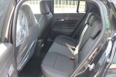 Jeep Avenger 1.2 turbo Summit fwd 100cv (8)