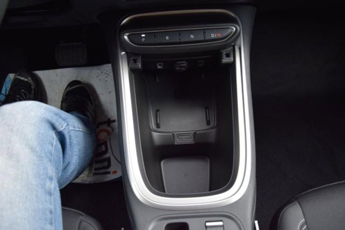 Jeep Avenger 1.2 turbo Summit fwd 100cv (20)