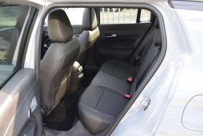 Jeep Avenger 1.2 turbo Summit fwd 100cv (9)