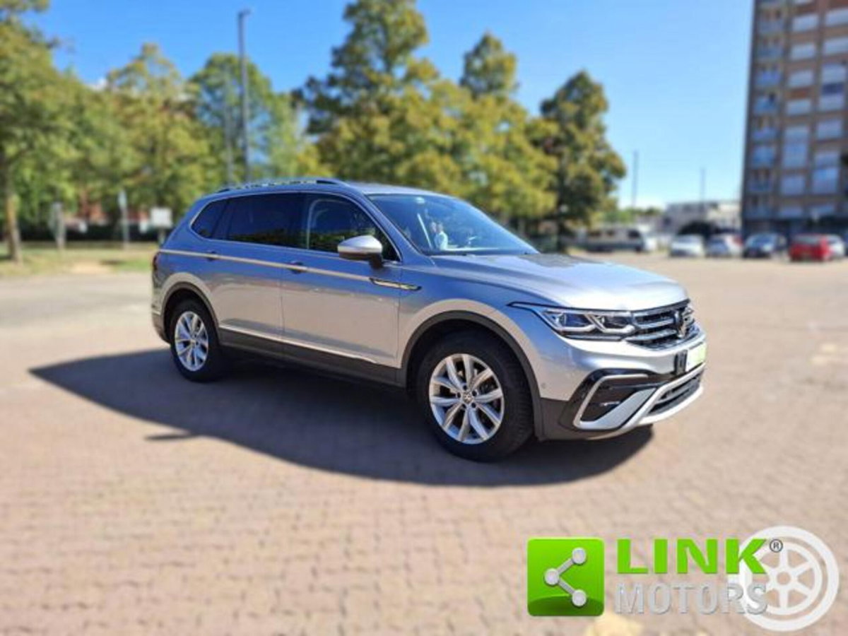 Volkswagen Tiguan Allspace 2.0 TDI SCR DSG 4MOTION R-Line (14)