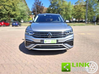 Volkswagen Tiguan Allspace 2.0 TDI SCR DSG 4MOTION R-Line (16)