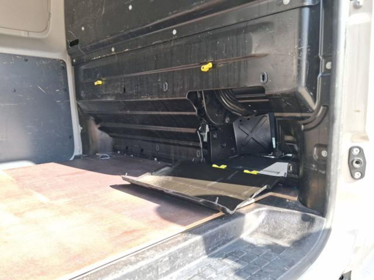 Citroen Jumpy Furgone 1.5 BlueHDi 120 S&S PL-TN Furgone M Club (15)