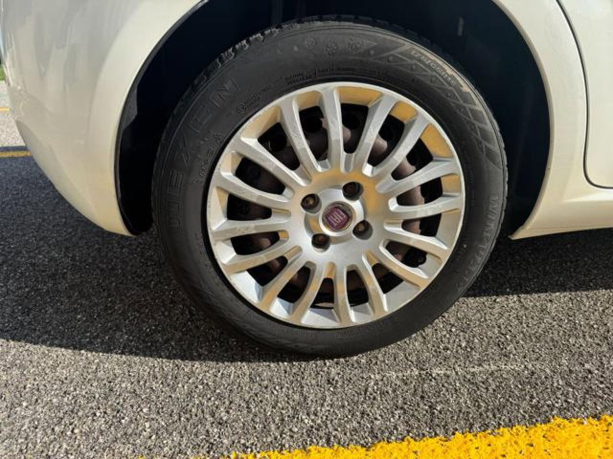 Fiat Grande Punto 1.3 MJT 75 CV 5 porte S&S Actual (20)