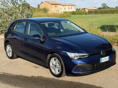 Volkswagen Golf 1.0 eTSI EVO DSG Life usata