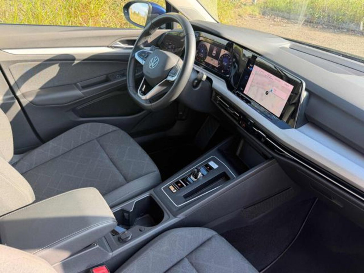 Volkswagen Golf 1.0 eTSI EVO DSG Life (10)