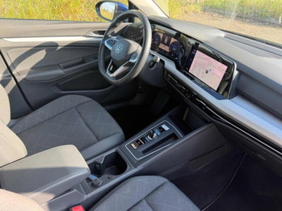 Volkswagen Golf 1.0 eTSI EVO DSG Life (10)