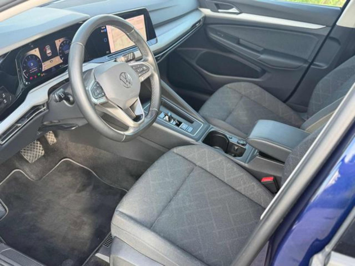 Volkswagen Golf 1.0 eTSI EVO DSG Life (4)