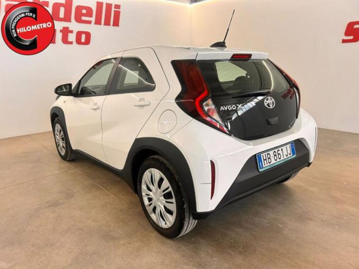 Toyota Aygo X 1.0 VVT-i 72 CV 5 porte Limited S-CVT (3)