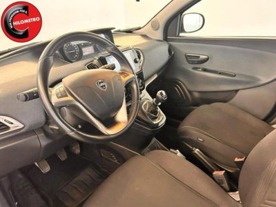 Lancia Ypsilon 1.0 FireFly 5 porte S&S Hybrid Gold Plus (7)