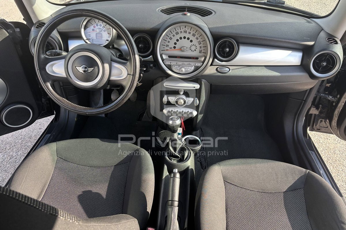 MINI Mini 1.4 16V Ray G (10)