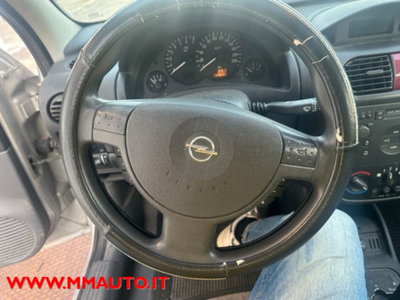 Opel Corsa 1.2i 16V cat 5 porte Comfort (11)