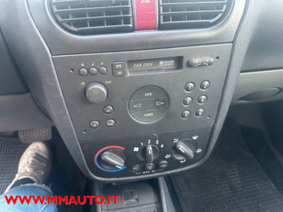 Opel Corsa 1.2i 16V cat 5 porte Comfort (13)