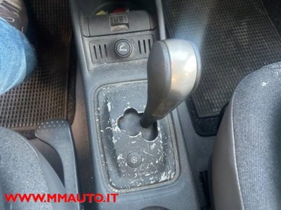Opel Corsa 1.2i 16V cat 5 porte Comfort (14)