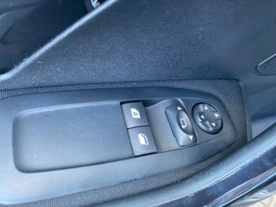 Peugeot 208 75 5 porte Active (11)