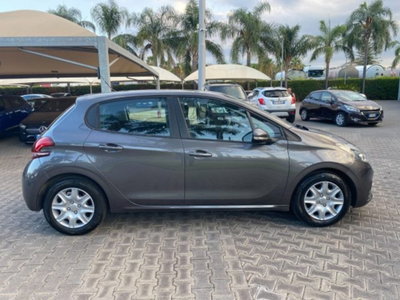 Peugeot 208 75 5 porte Active (15)