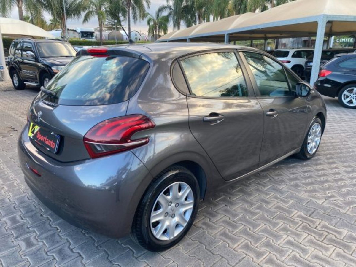 Peugeot 208 75 5 porte Active (18)