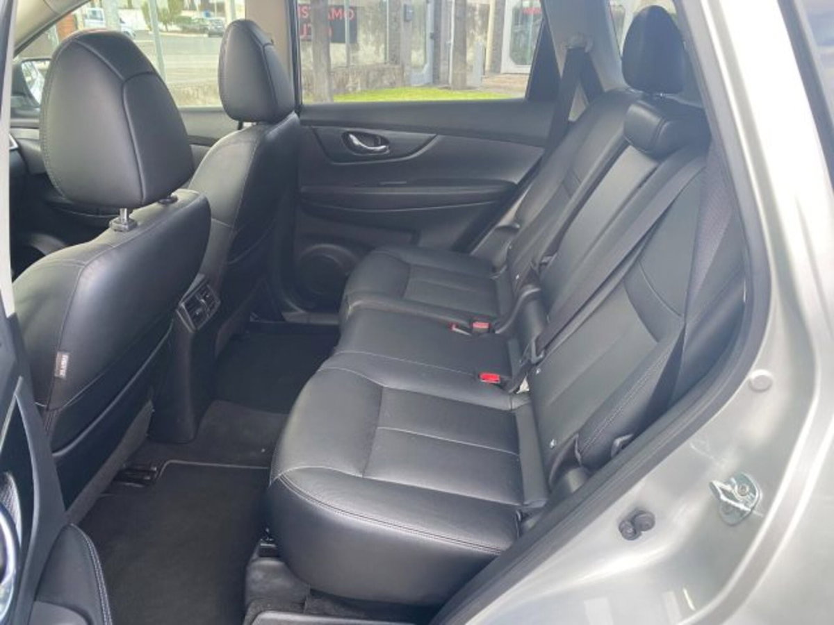 Nissan X-Trail 1.6 dCi 2WD Tekna (10)