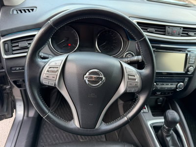 Nissan Qashqai 1.6 dCi 4WD Acenta Premium (10)