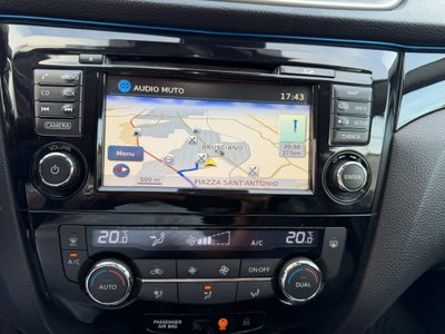 Nissan Qashqai 1.6 dCi 4WD Acenta Premium (12)