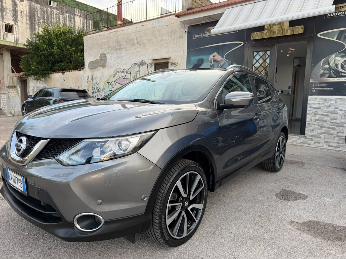 Nissan Qashqai 1.6 dCi 4WD Acenta Premium (4)