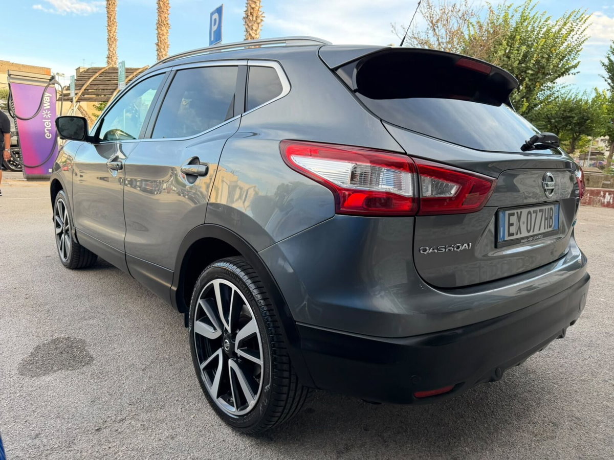 Nissan Qashqai 1.6 dCi 4WD Acenta Premium (7)