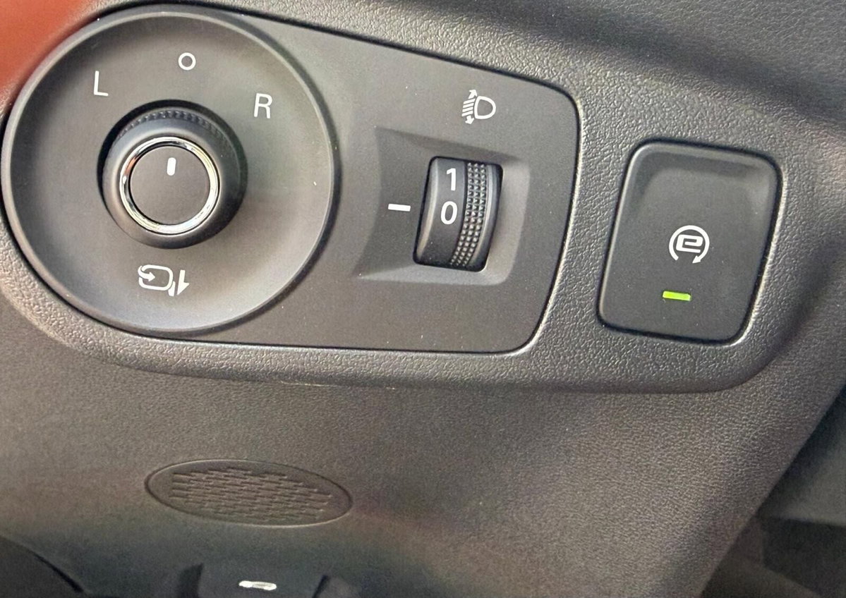 Mg ZS 1.5 Comfort (12)