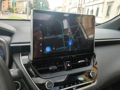Toyota Corolla Cross Hybrid 2.0 Hybrid 197 CV E-CVT Lounge Light (11)