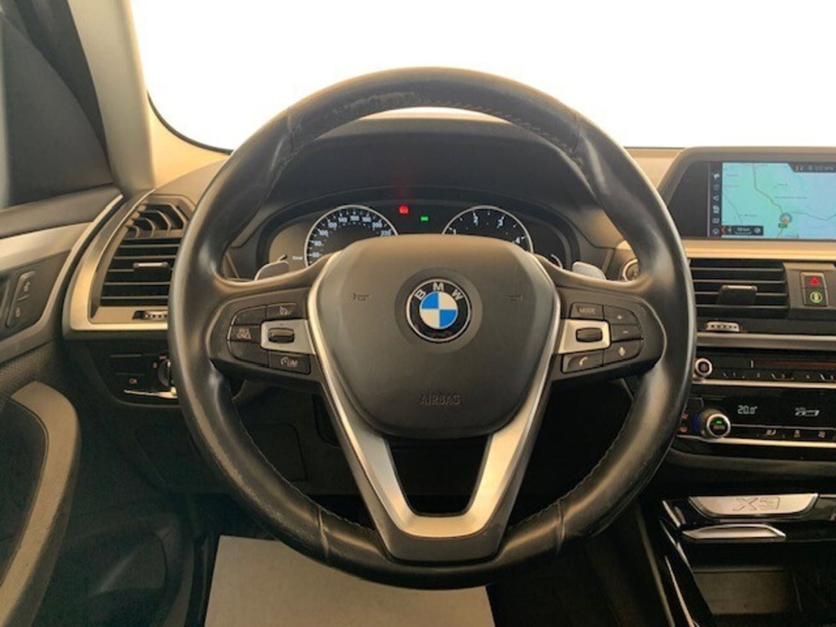 BMW X3 xDrive20d Business Advantage (17)