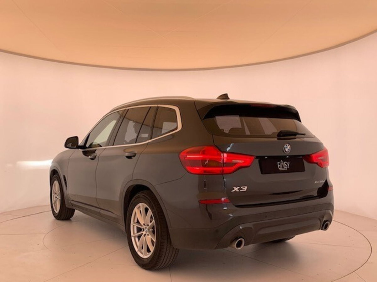 BMW X3 xDrive20d Business Advantage (7)