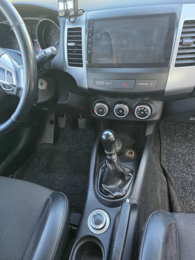 Citroen C-Crosser 2.2 HDi 160CV FAP Seduction Plus (16)