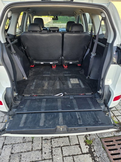 Citroen C-Crosser 2.2 HDi 160CV FAP Seduction Plus (17)