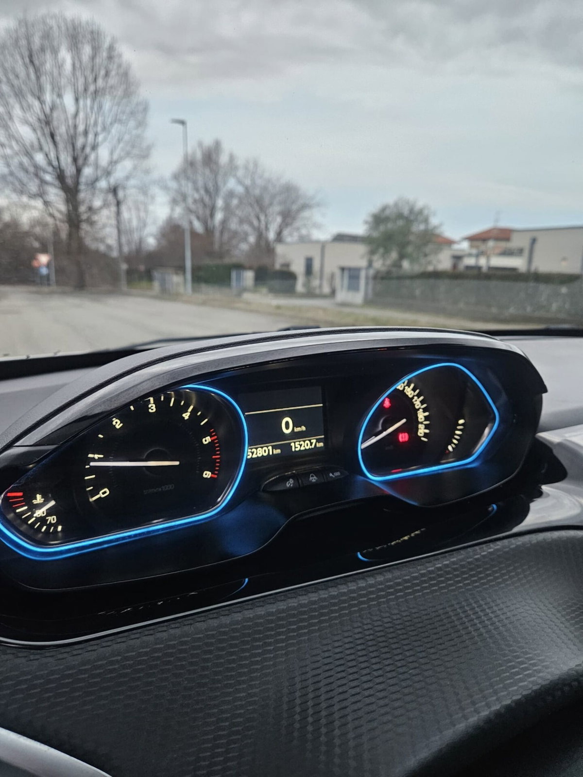 Peugeot 2008 120 S&S Allure (19)
