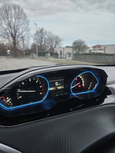Peugeot 2008 120 S&S Allure (19)