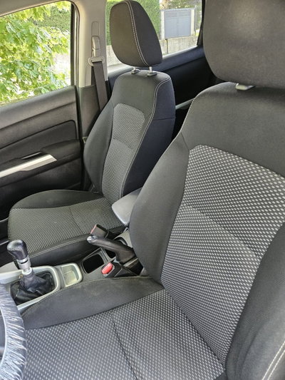 Suzuki Vitara 1.6 DDiS V-Top (19)