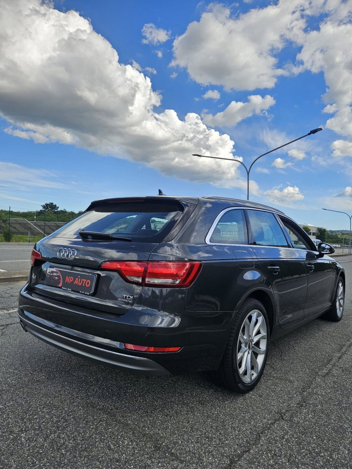 Audi A4 3.0 TDI 272 CV quattro tiptronic Business Sport (10)