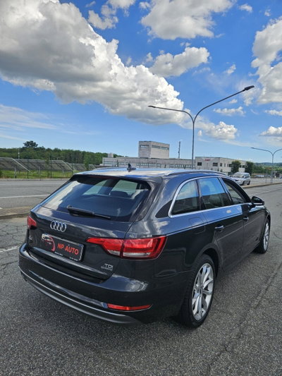 Audi A4 3.0 TDI 272 CV quattro tiptronic Business Sport (4)