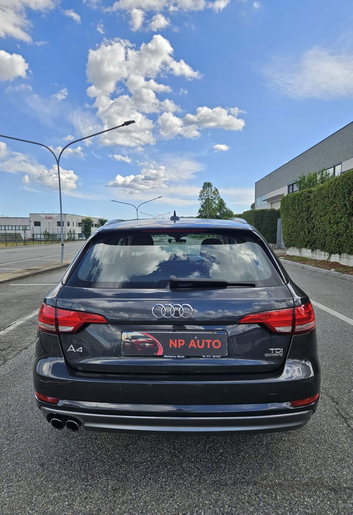 Audi A4 3.0 TDI 272 CV quattro tiptronic Business Sport (9)