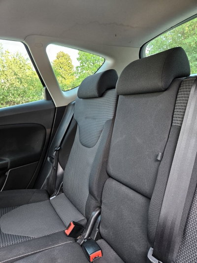 SEAT Altea XL 1.6 TDI 105 CV CR DPF DSG Style (17)
