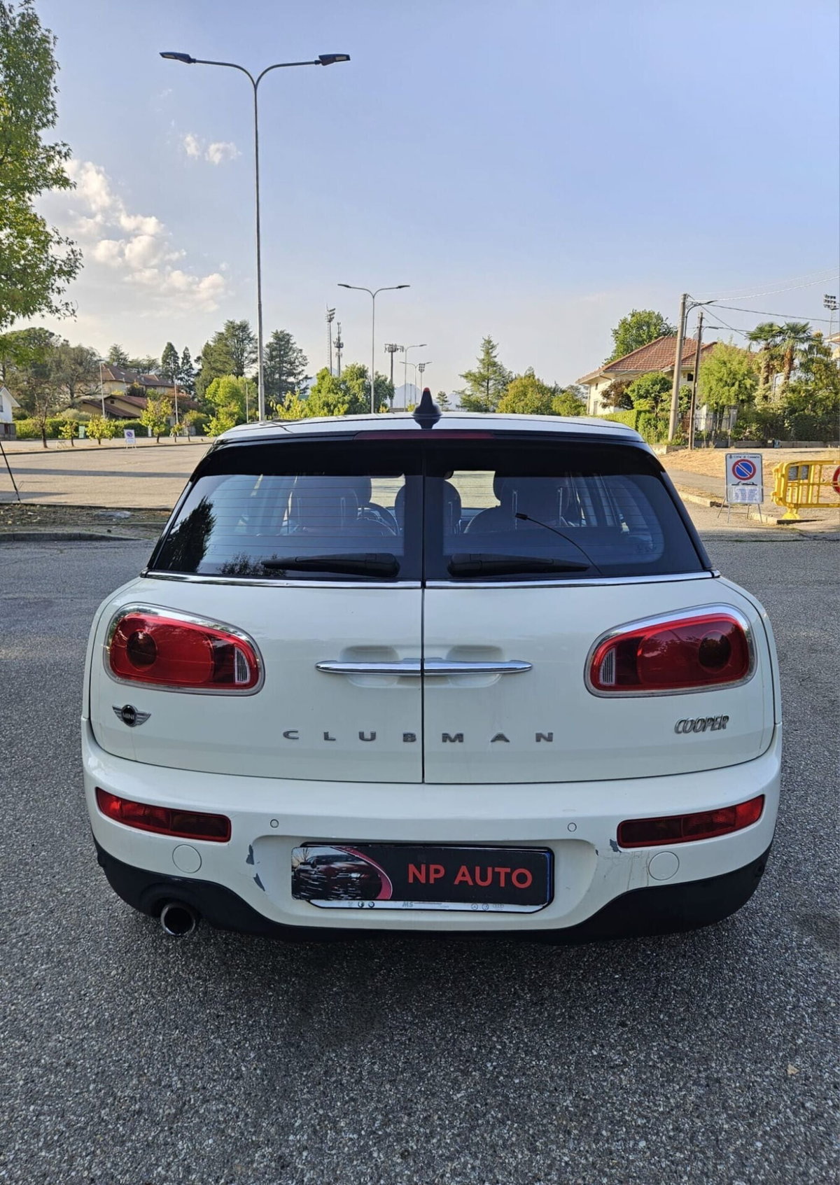 MINI Mini Clubman 2.0 Cooper D Business Clubman (4)