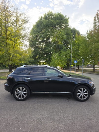 Infiniti FX FX37 S (5)