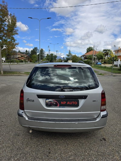 Ford Focus Station Wagon 1.8 TDCi (115CV) cat SW Ghia (2)