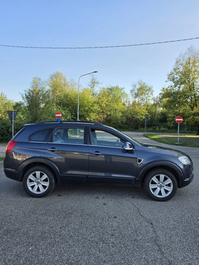 Chevrolet Captiva 2.0 VCDi Sport (6)