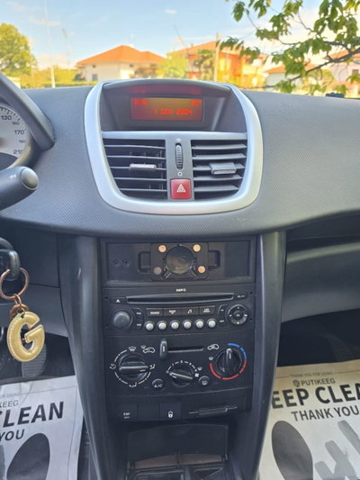Peugeot 207 8V 75CV 5p. Energie (13)