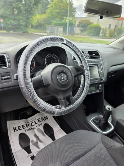 Volkswagen Polo 1.6 TDI DPF 5 porte Comfortline (11)
