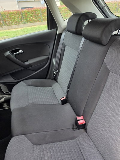 Volkswagen Polo 1.6 TDI DPF 5 porte Comfortline (15)