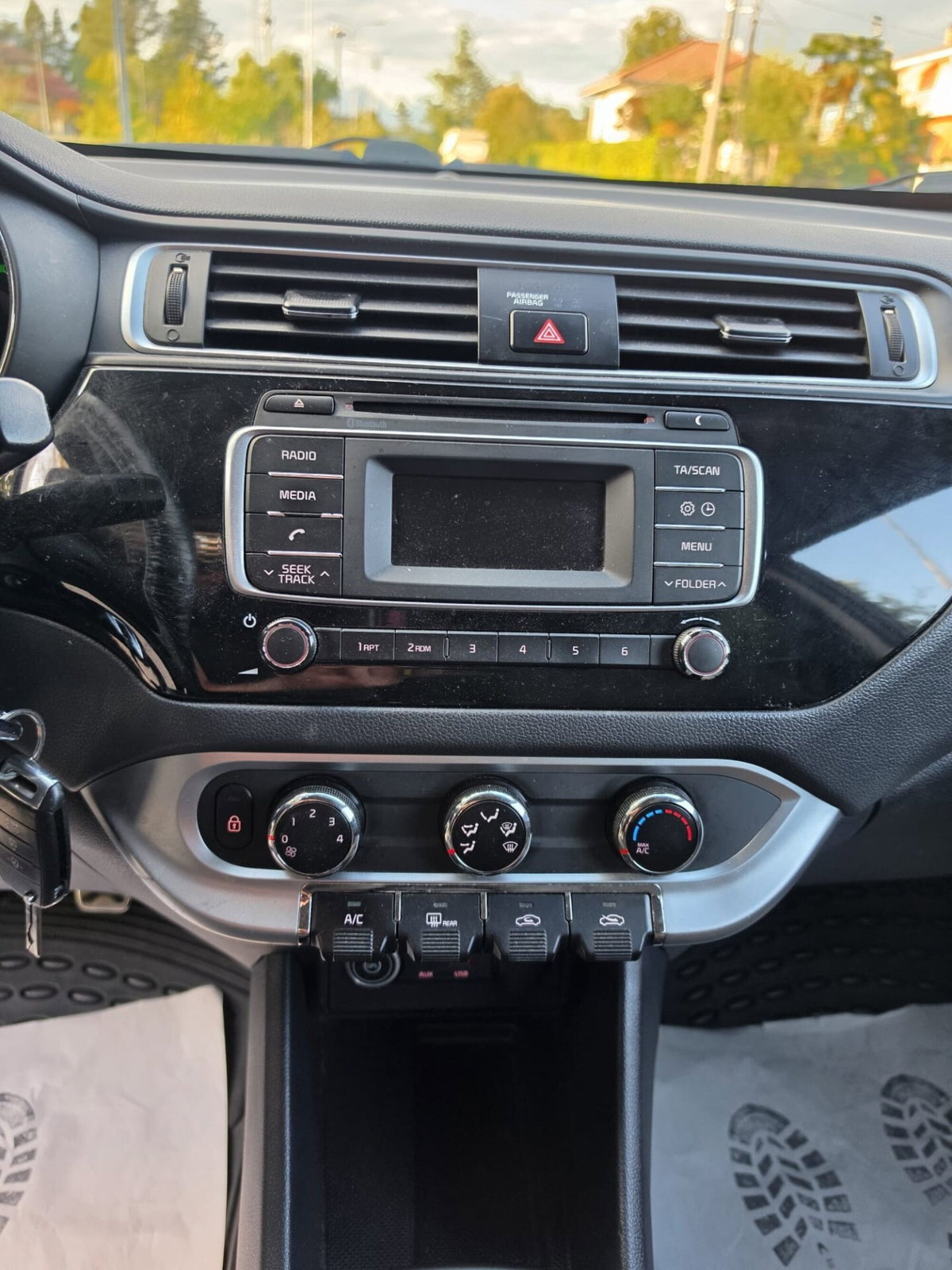 Kia Rio 1.2 CVVT 5p. ECO GPL Cool (12)