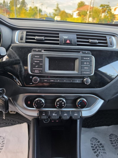 Kia Rio 1.2 CVVT 5p. ECO GPL Cool (12)