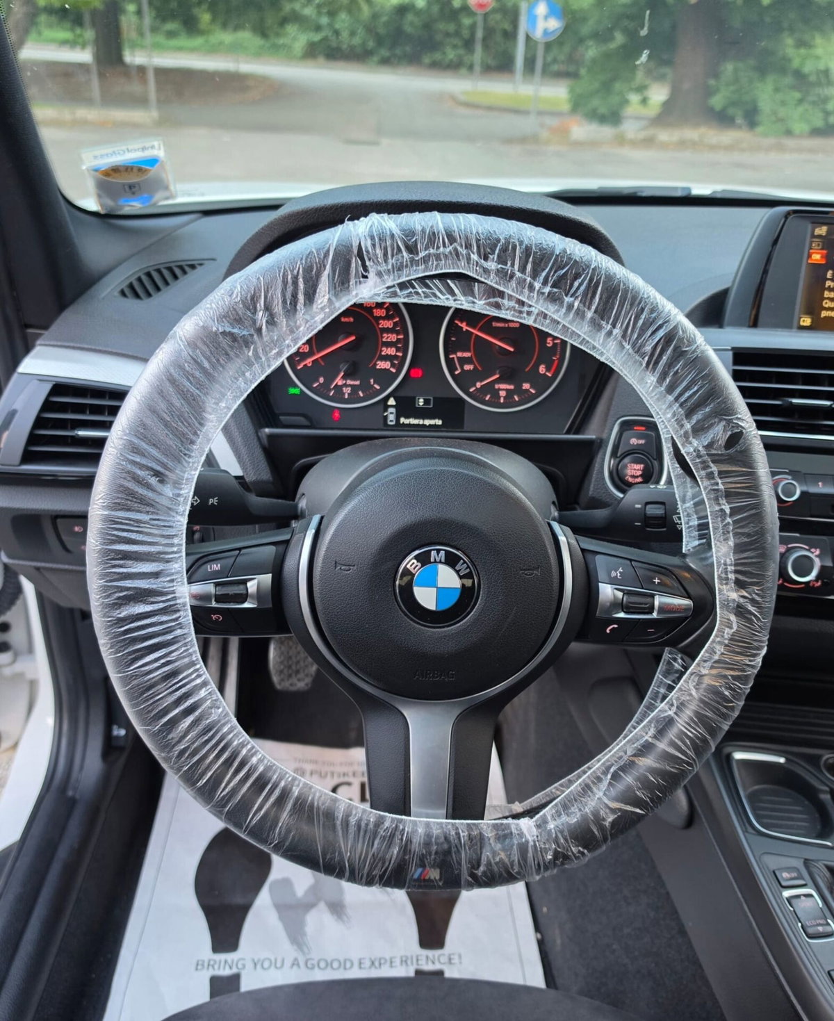 BMW Serie 1 116d 2.0 116CV cat 5 porte Attiva DPF (15)
